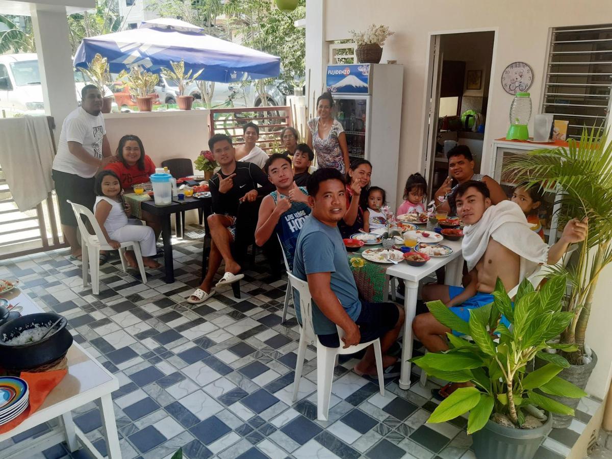 פוארטו גאלרה Sandstorm Lodge And Cafe מראה חיצוני תמונה