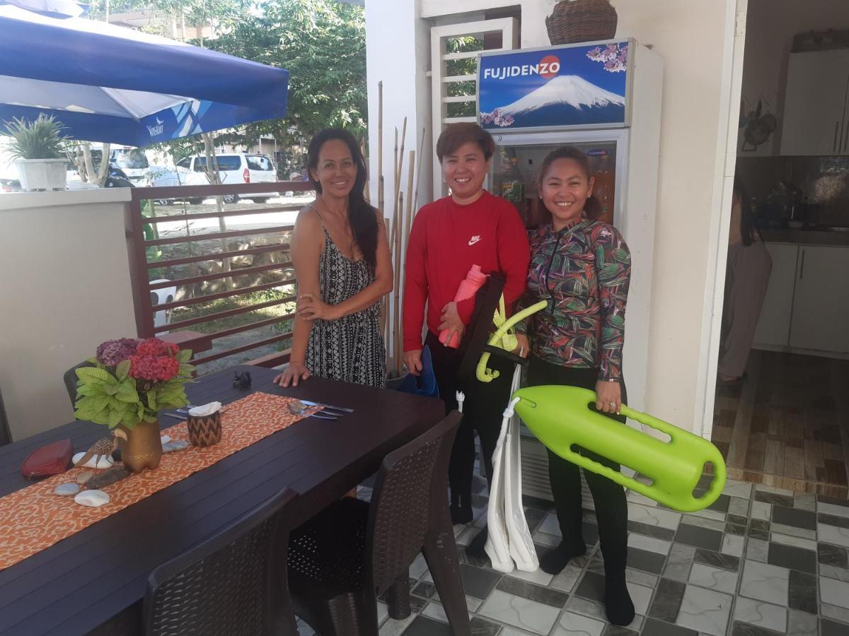פוארטו גאלרה Sandstorm Lodge And Cafe מראה חיצוני תמונה